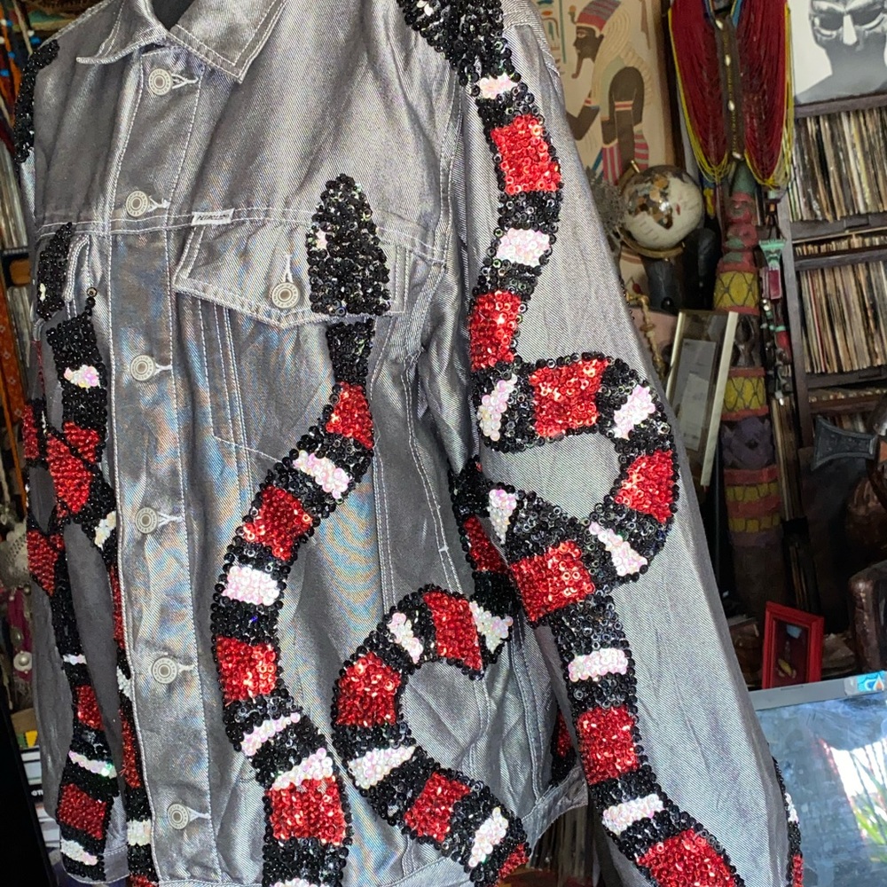 PETROLIO🖤Sequin❤️Snake🐍 Jacket🩶, ~size M - Picture 8 of 8